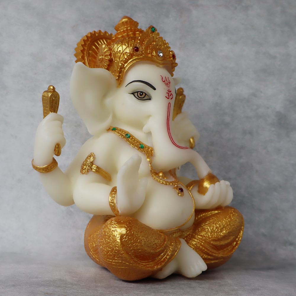 Emperor Ganesha by Satgurus