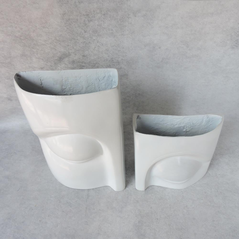 Eye Design Vase Sets  / White by Satgurus