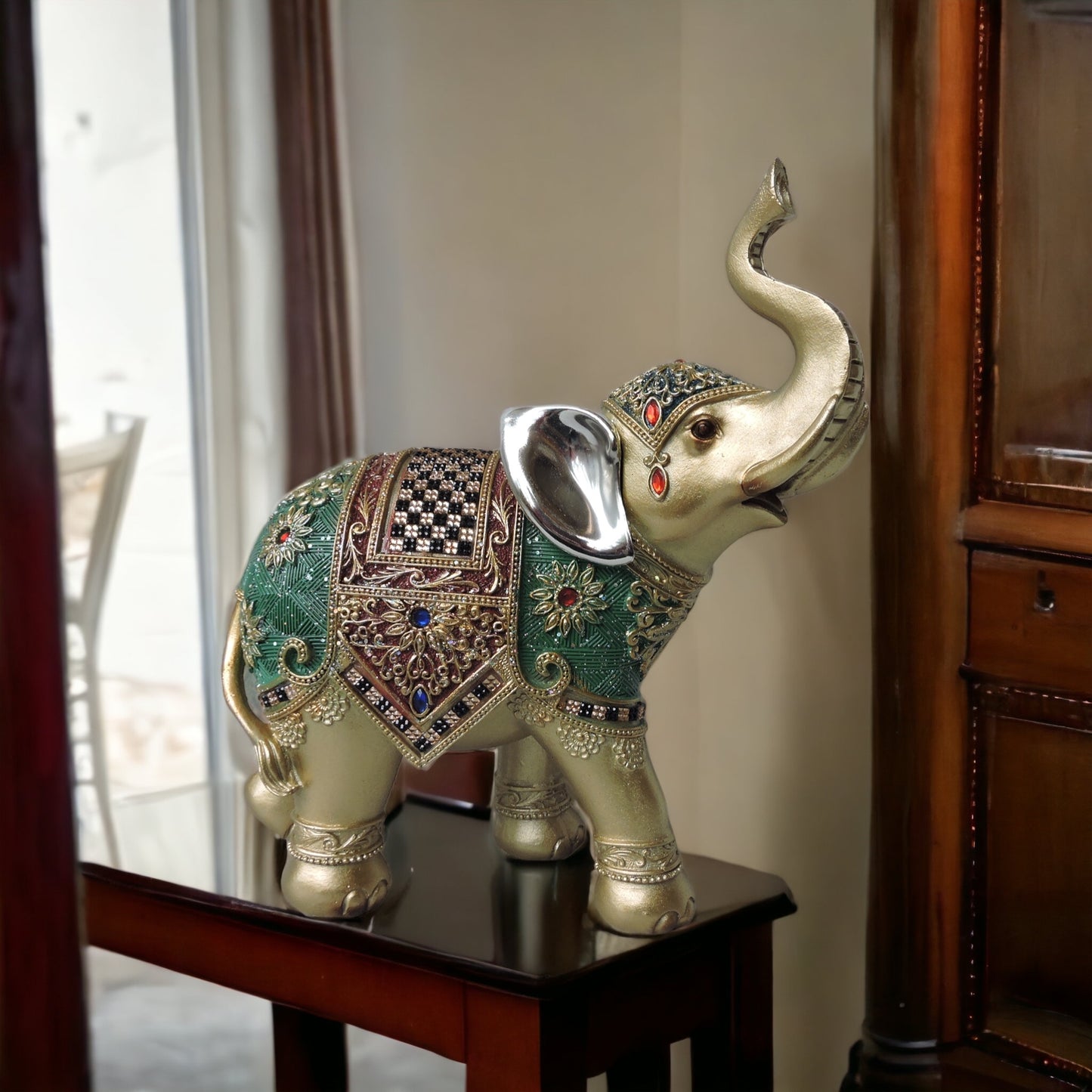 Elephant Trunk Up / Medium by Satgurus