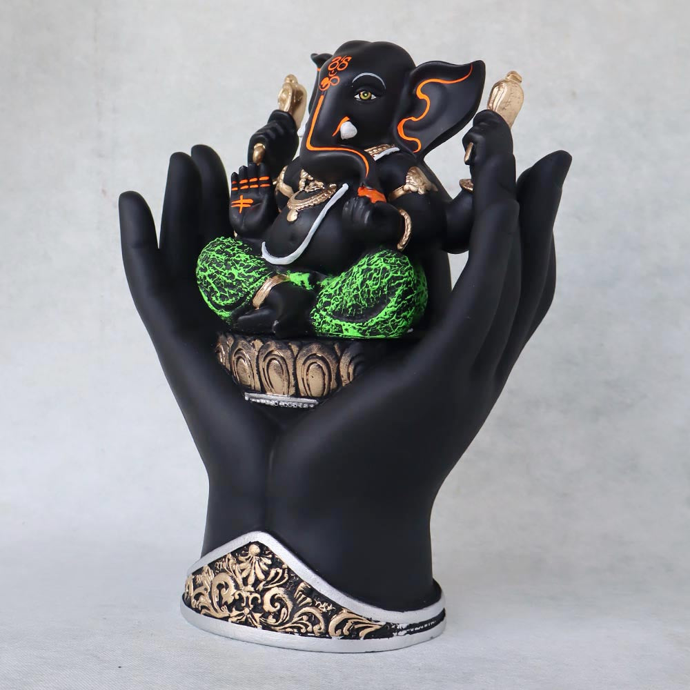 Ganesha Idol In Hand by Satgurus