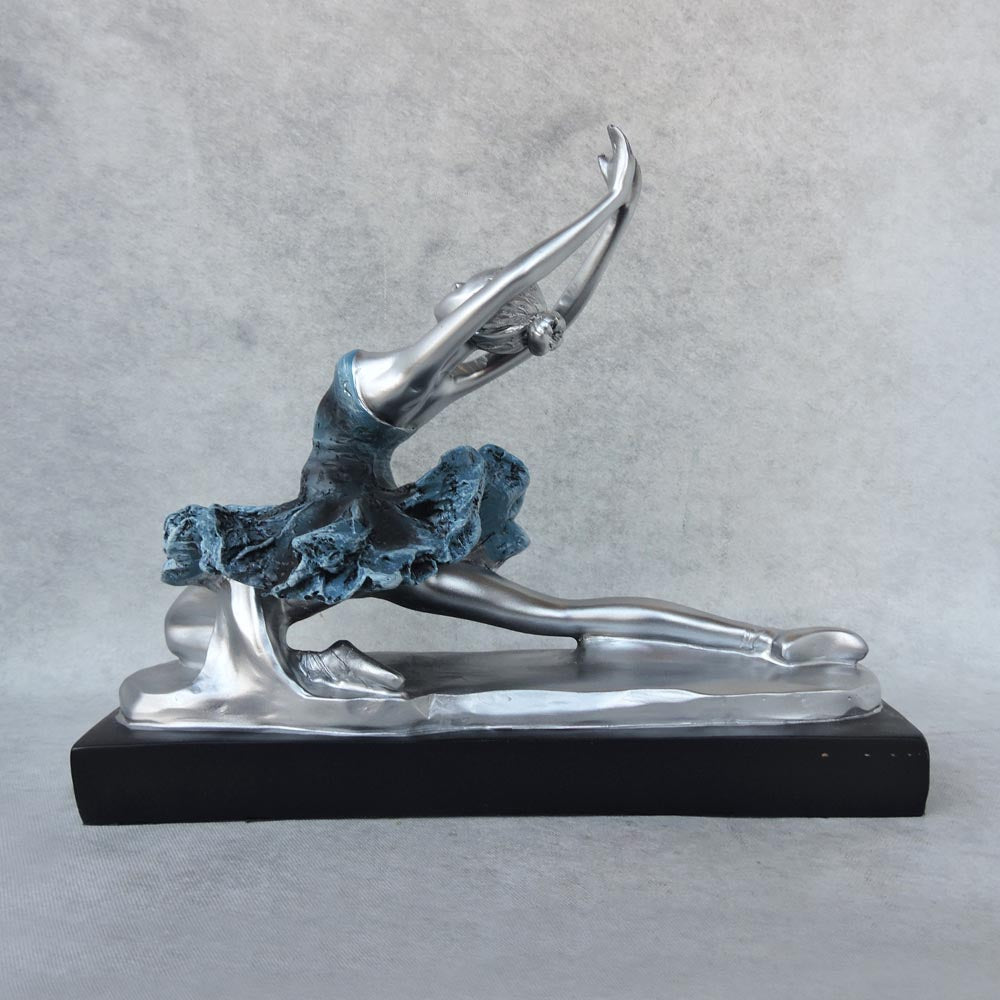 Split Ballet Dancer by Satgurus