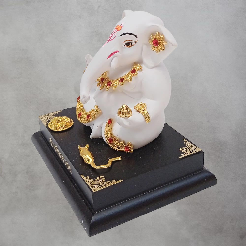 Appu Jewellery Ganesha On Base by Satgurus