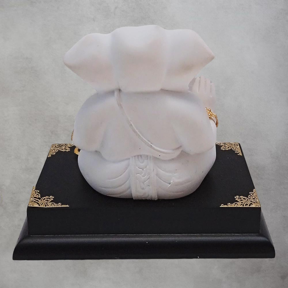 Appu Jewellery Ganesha On Base by Satgurus