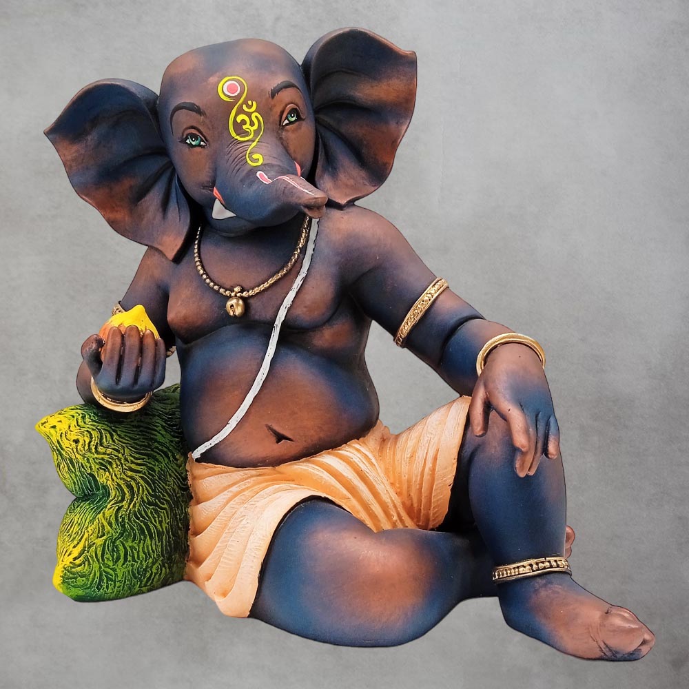 Sitting Ganesha by Satgurus