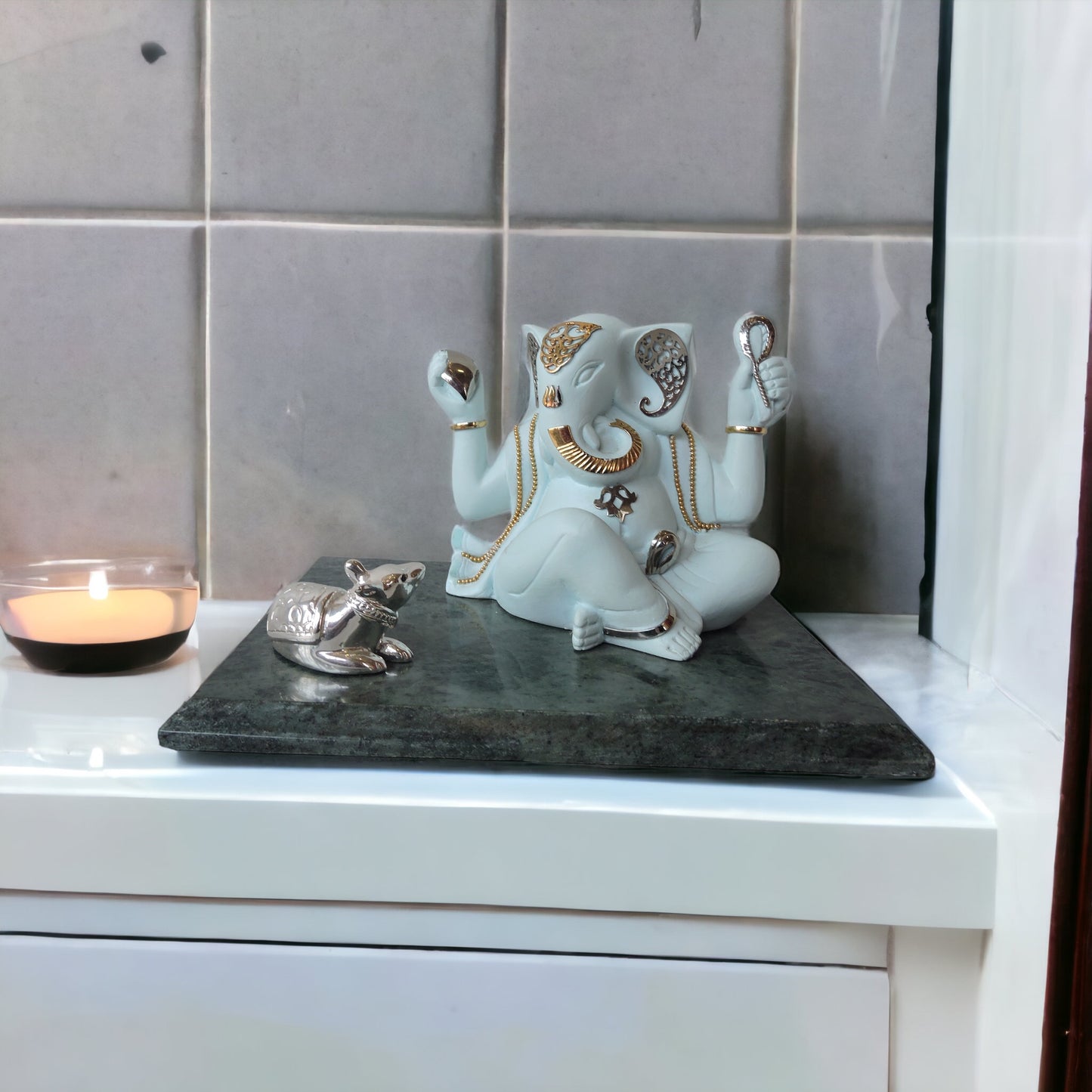 Vighnaharta Ganesha by Satgurus