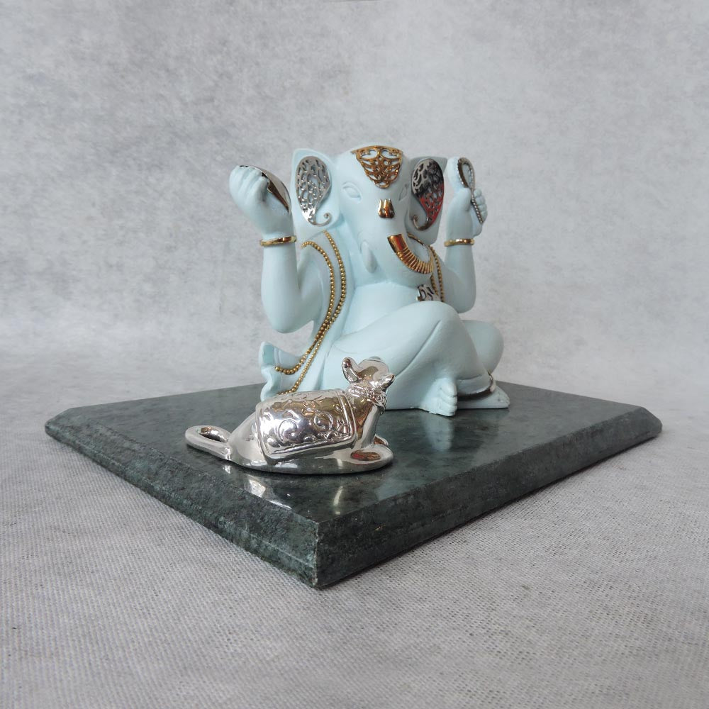 Vighnaharta Ganesha by Satgurus