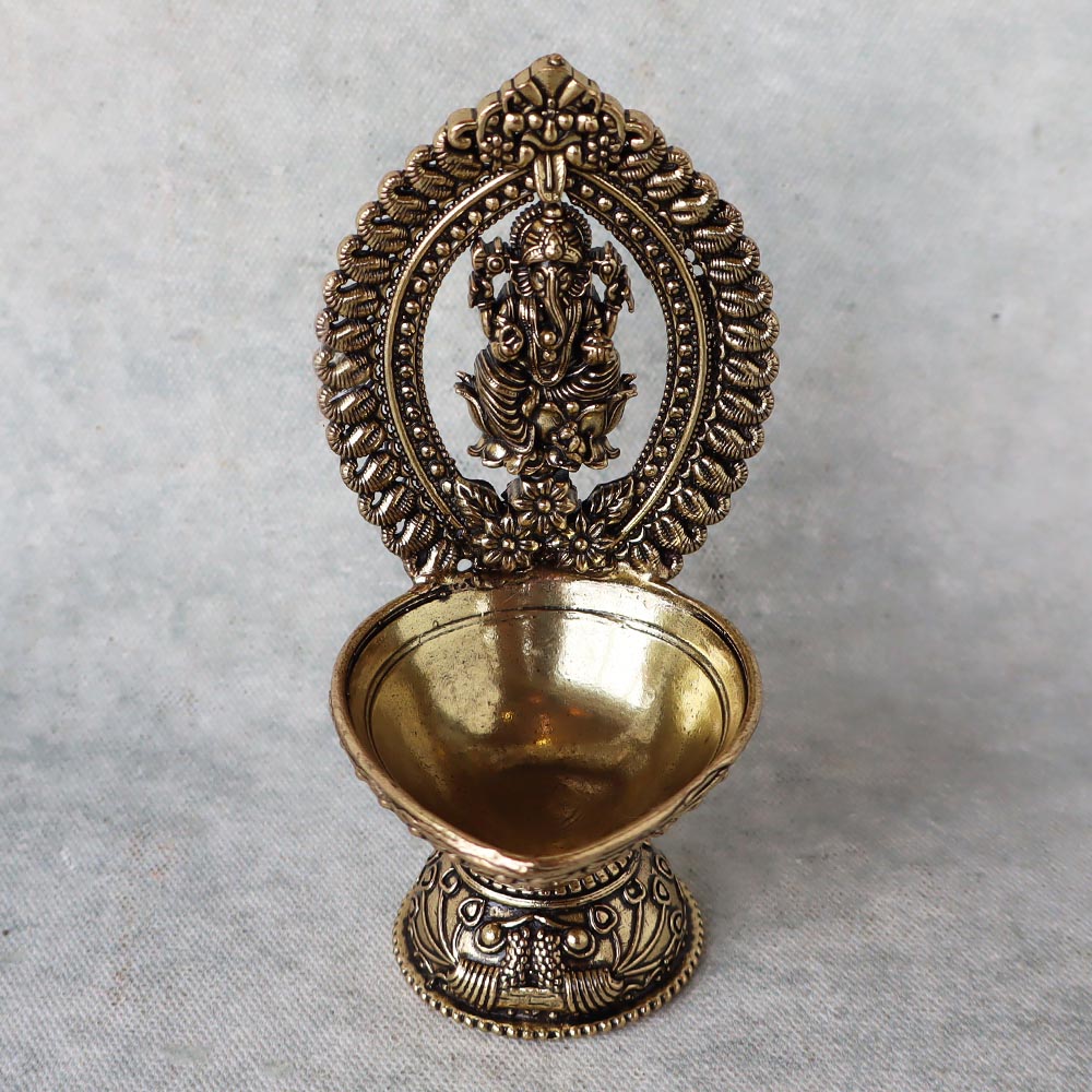 Diya With Ganesh Motif by Satgurus