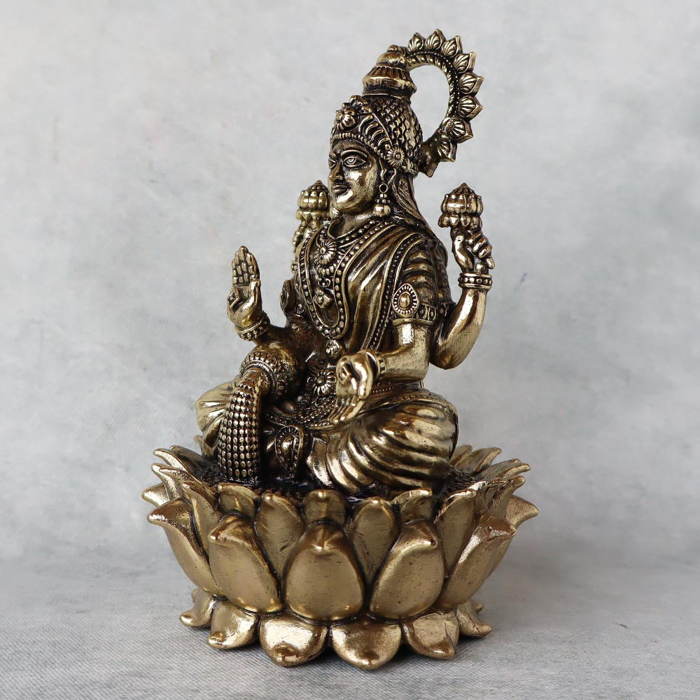 Ashtadhatu Goddess Laxmi by Satgurus