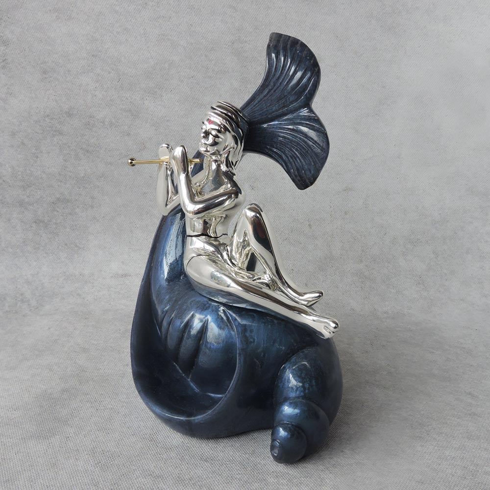 Modern Krishna On Sea Urchin by Satgurus