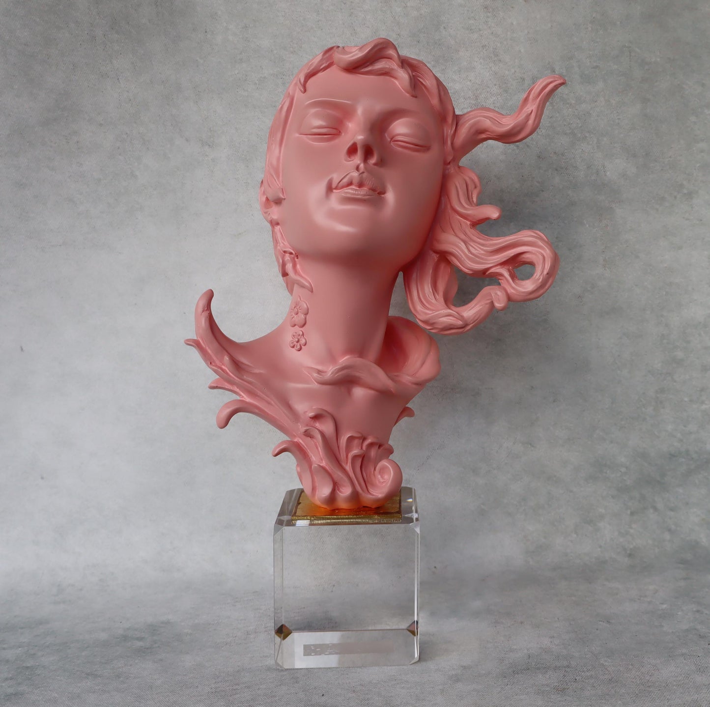 Lady Bust Sculpture by Satgurus