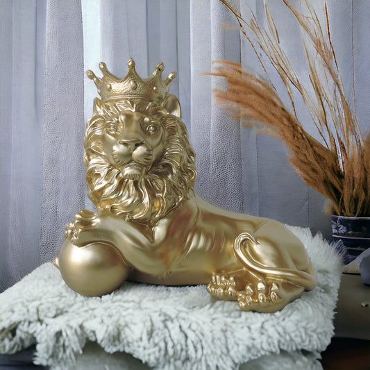 Gold Lion Statue by Satgurus