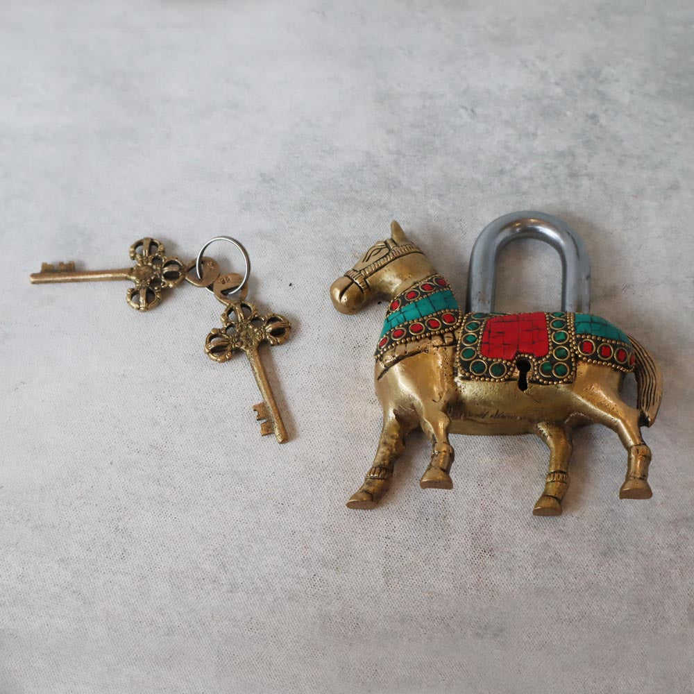 Horse Padlock With Two Keys by Satgurus