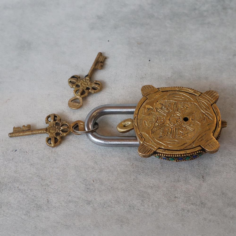 Tortoise Padlock With Two Keys by Satgurus