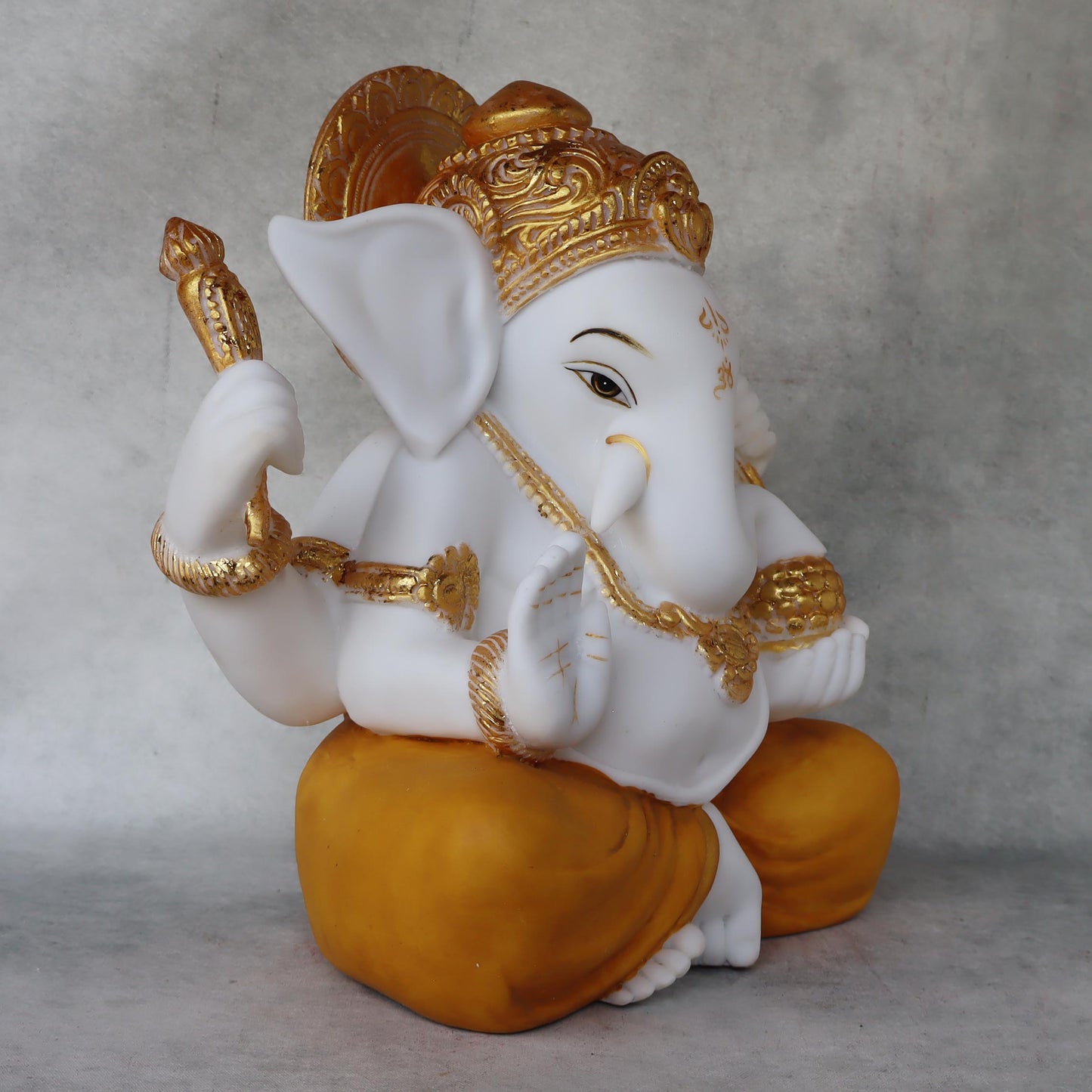 Sumukhi Ganesha by Satgurus