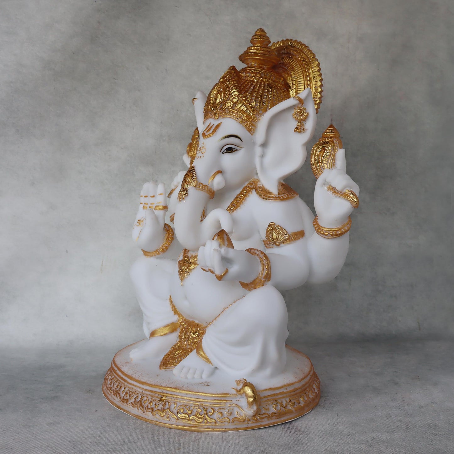 Sitting Ganesha by Satgurus