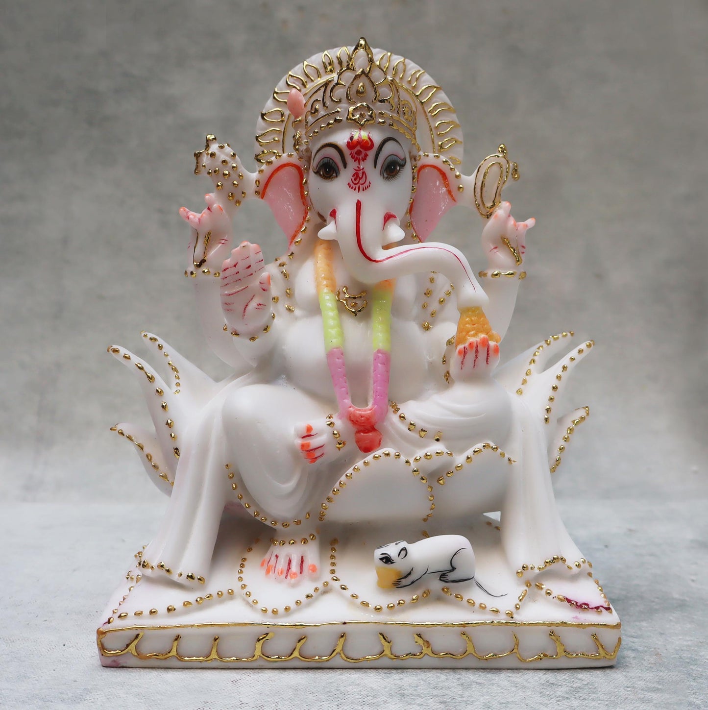 Lord Kamal Ganesha by Satgurus