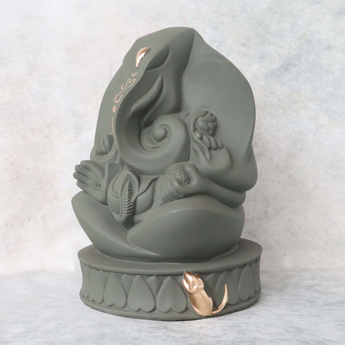 Southern Ganesha / Crocodile Green by Satgurus