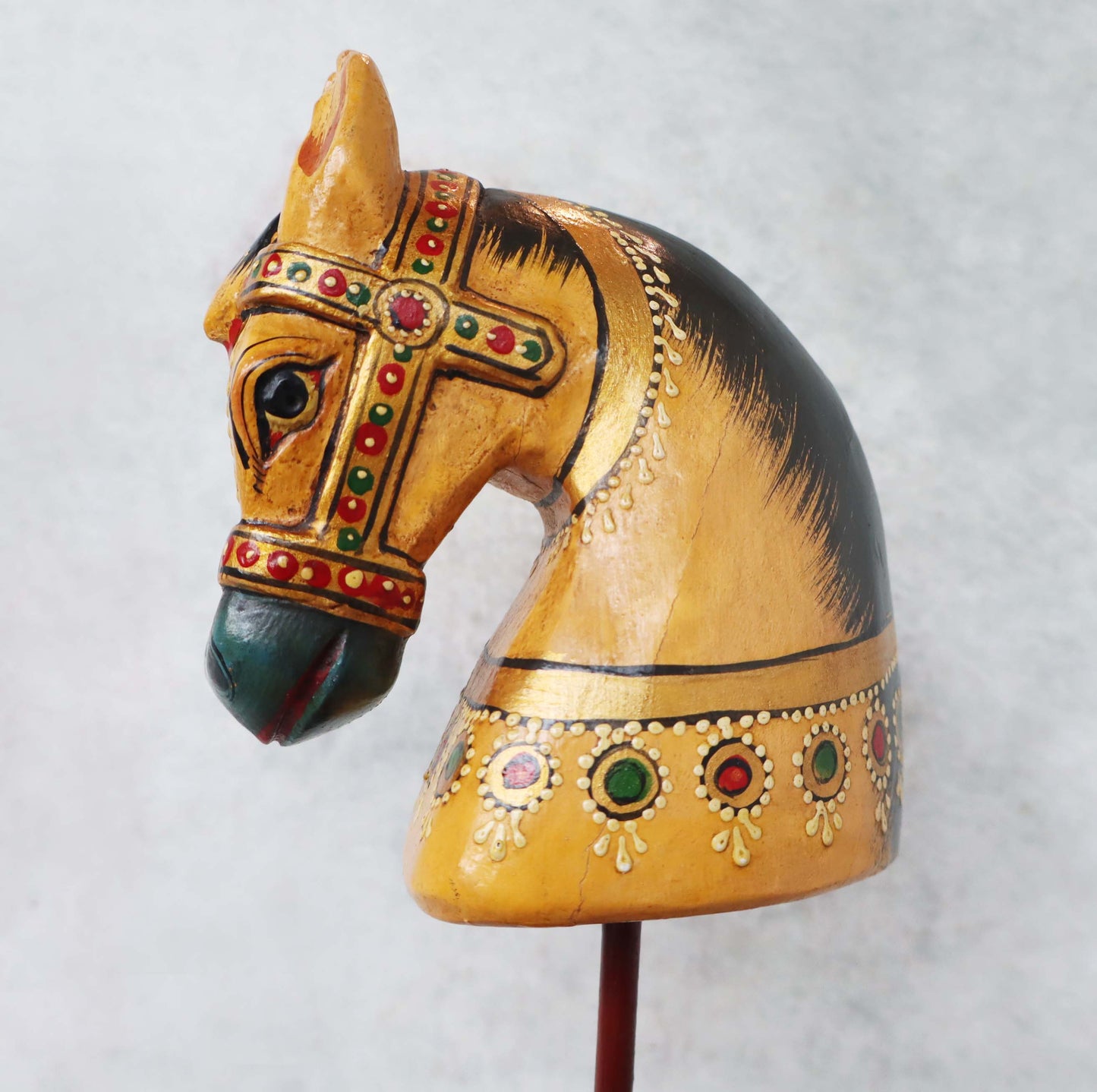 Horse Bust On Stand by Satgurus