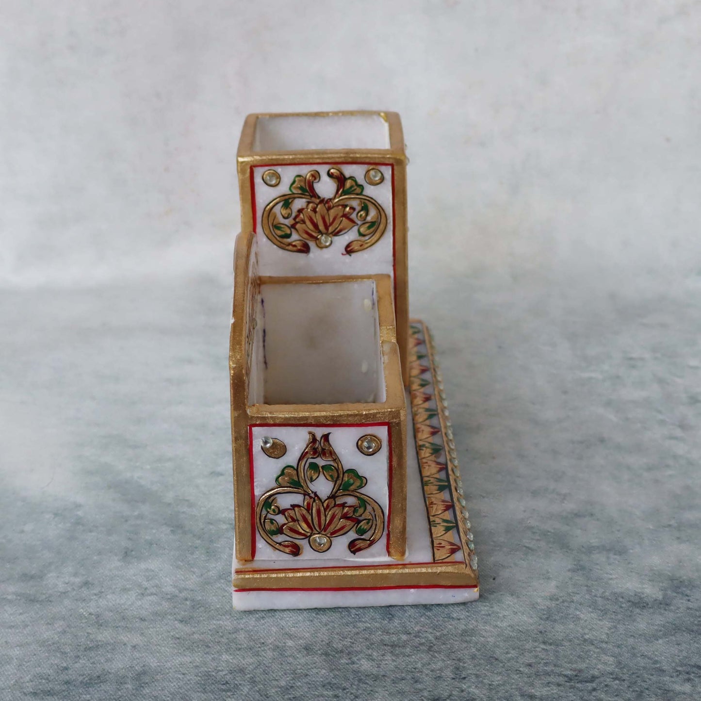 Pen & Card Holder by Satgurus