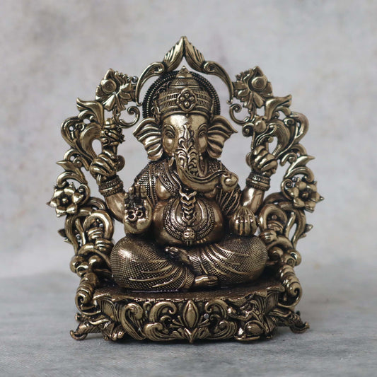 Mini Singhasan Ganesh Idol by Satgurus