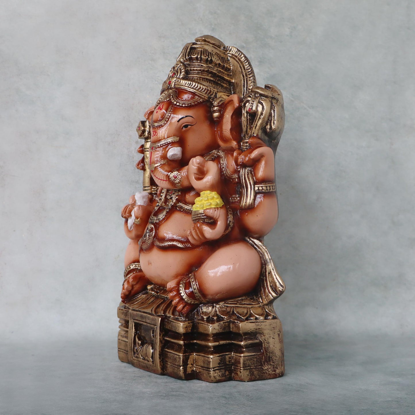 Avighna Ganesh Idol by Satgurus