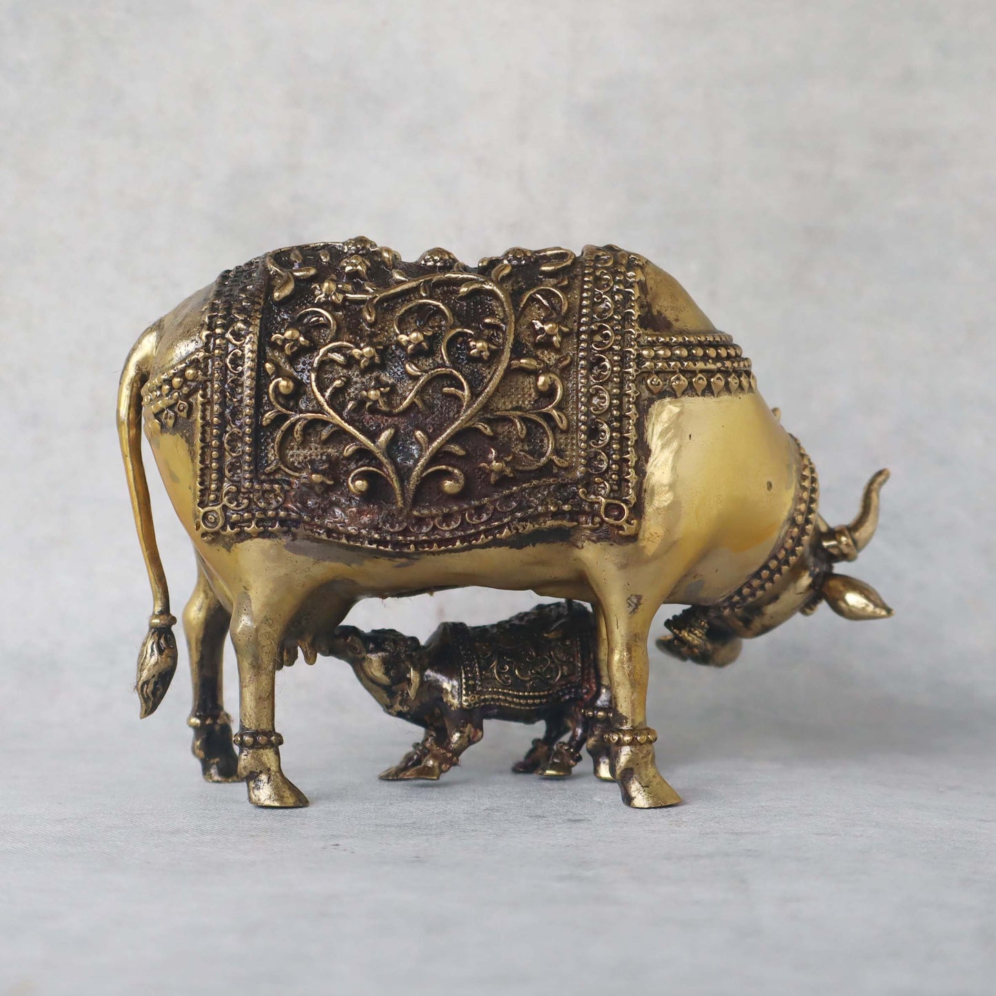 Ashtadhatu Cow & Calf Statue by Satgurus
