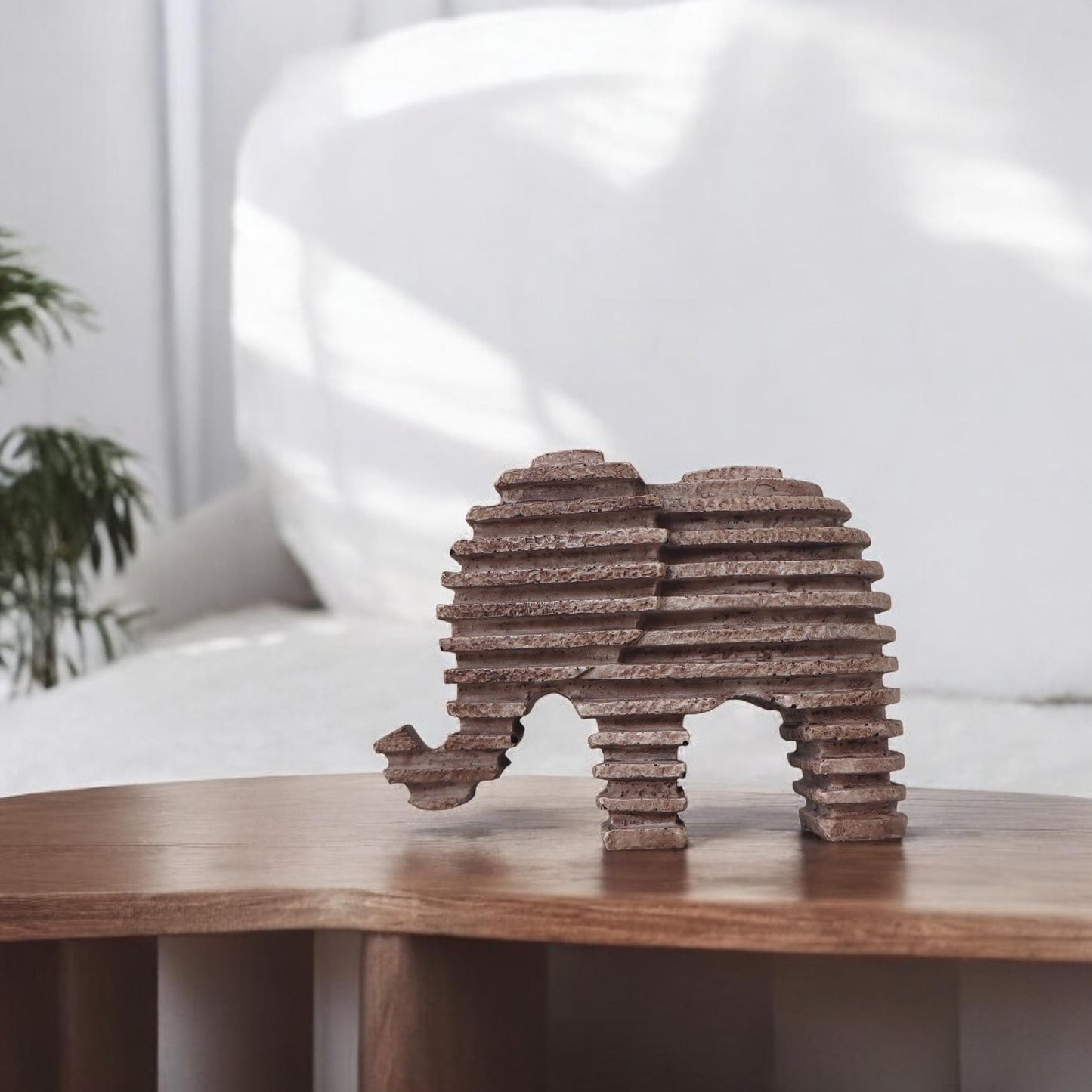 Enol Elephant / Small by Satgurus