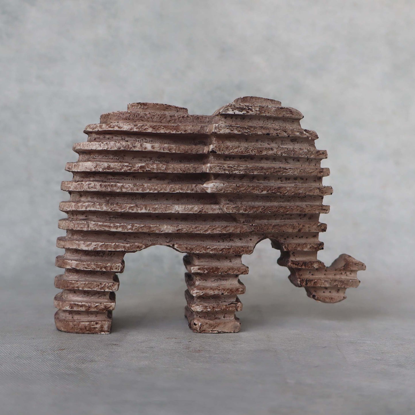 Enol Elephant / Small by Satgurus