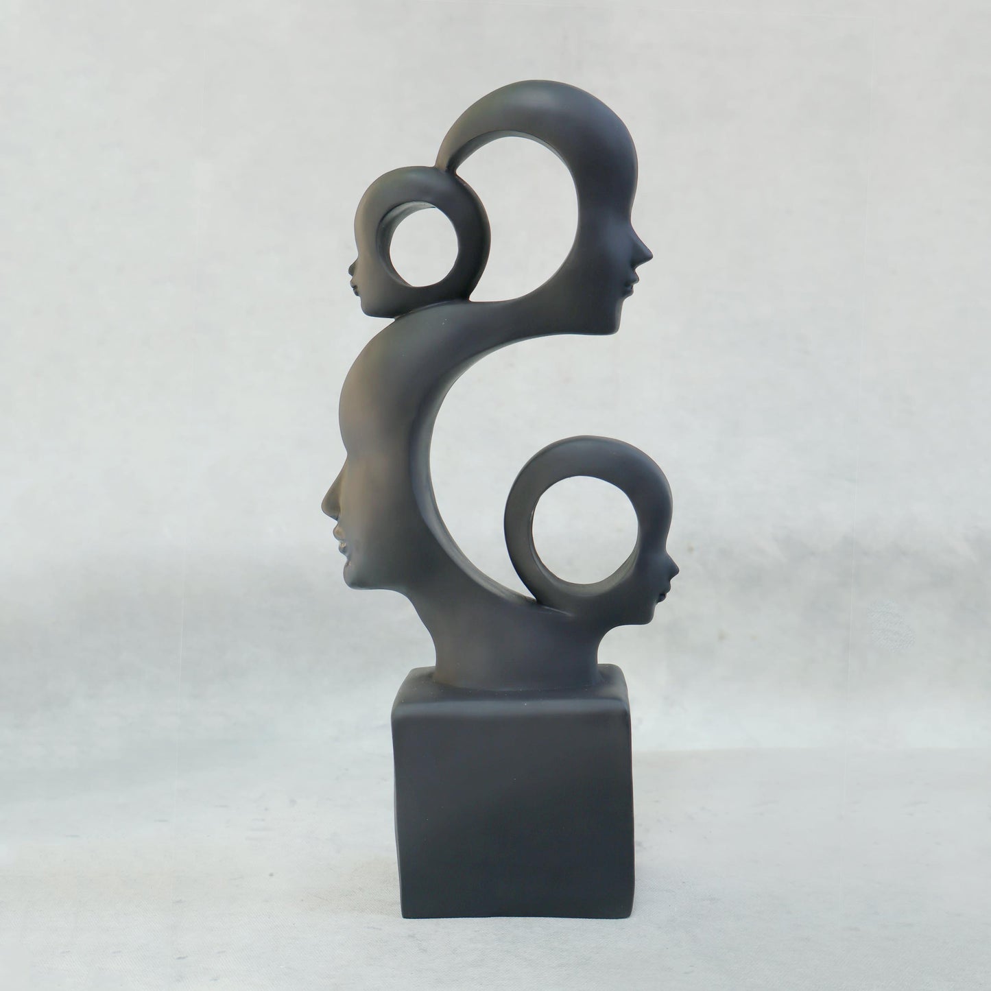 Family Cutwork Faces Sculpture / Black by Satgurus