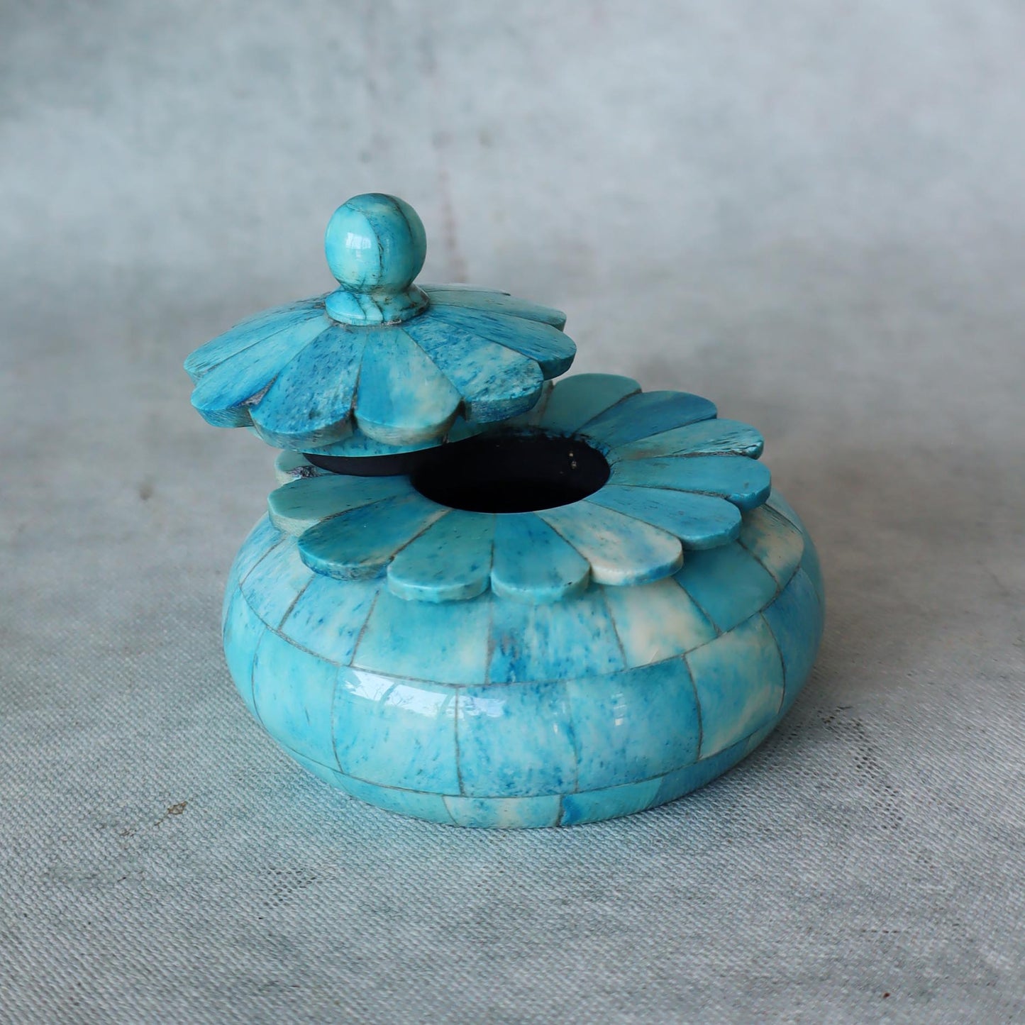 Inlaid Box / Blue by Satgurus