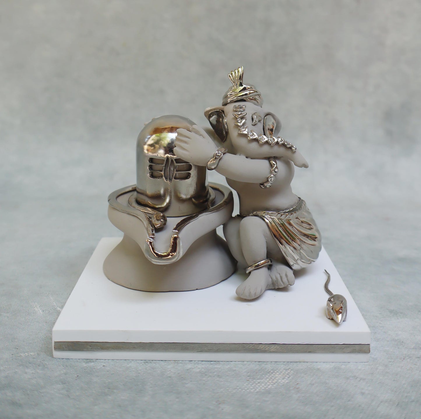 Ganesh Idol With Shivling by Satgurus