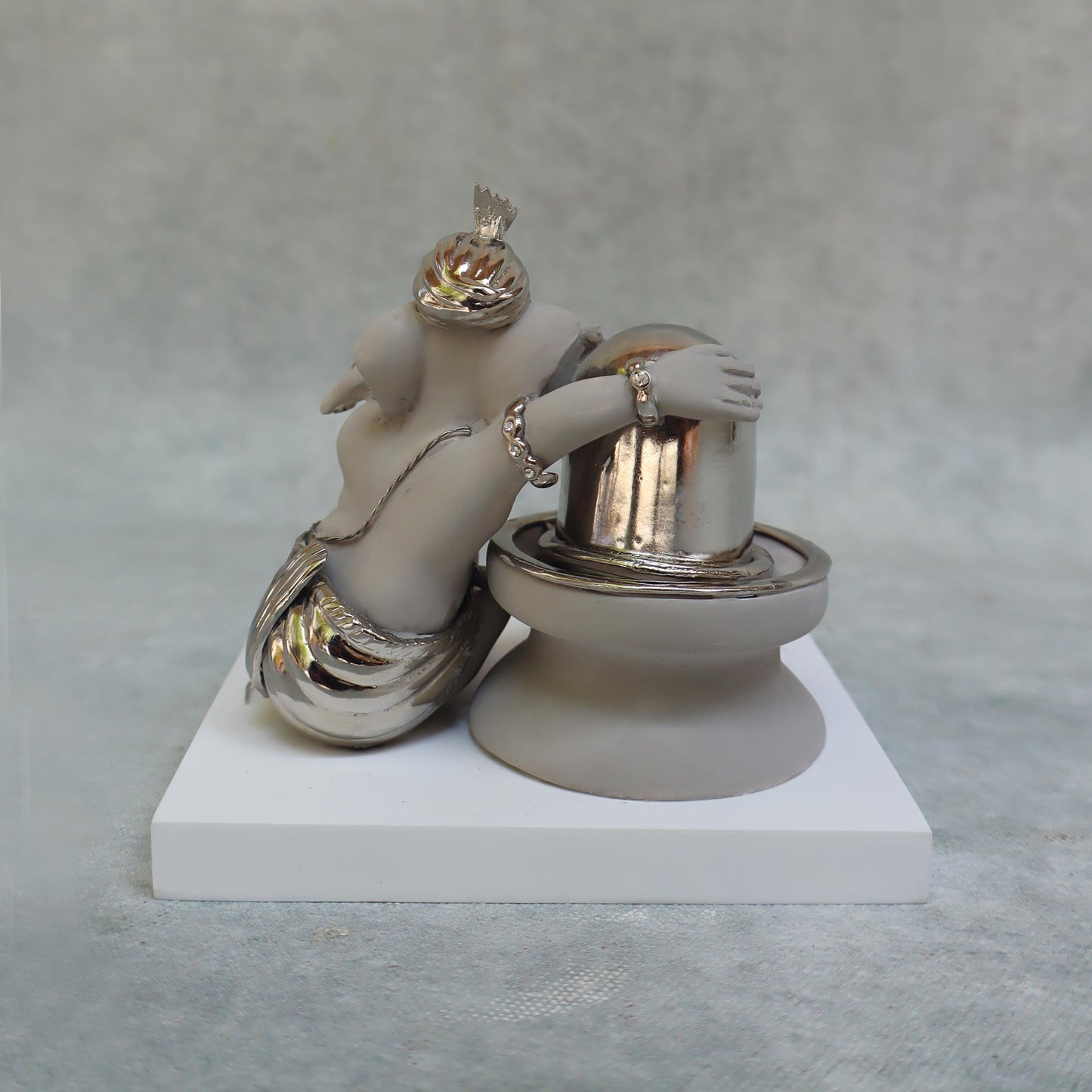 Ganesh Idol With Shivling by Satgurus