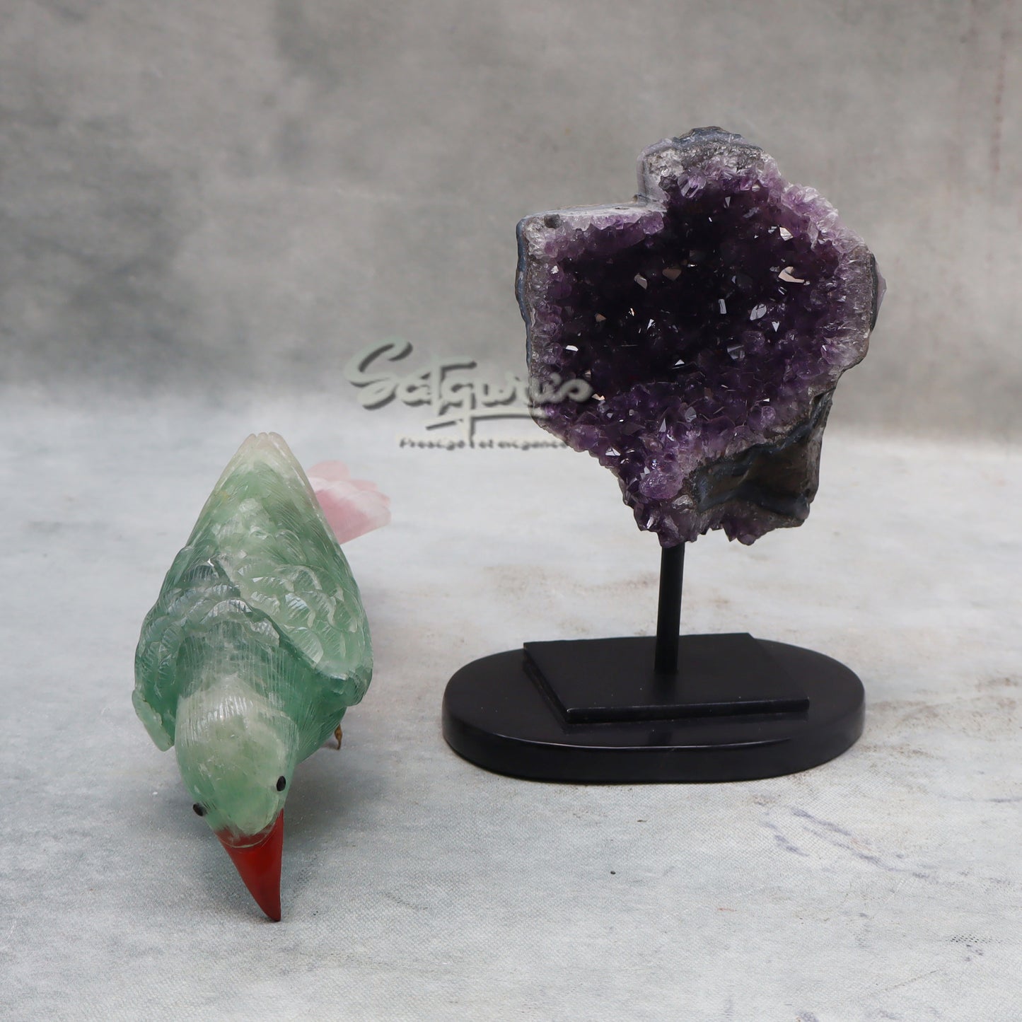 Semi Precious Stone Bird by Satgurus