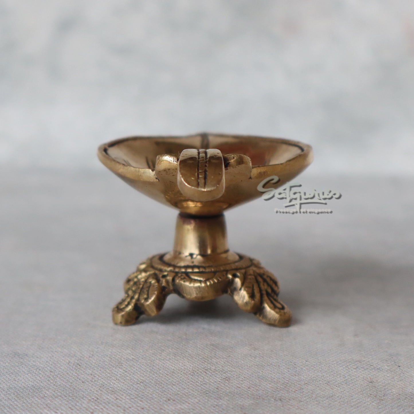Brass Diya by Satgurus