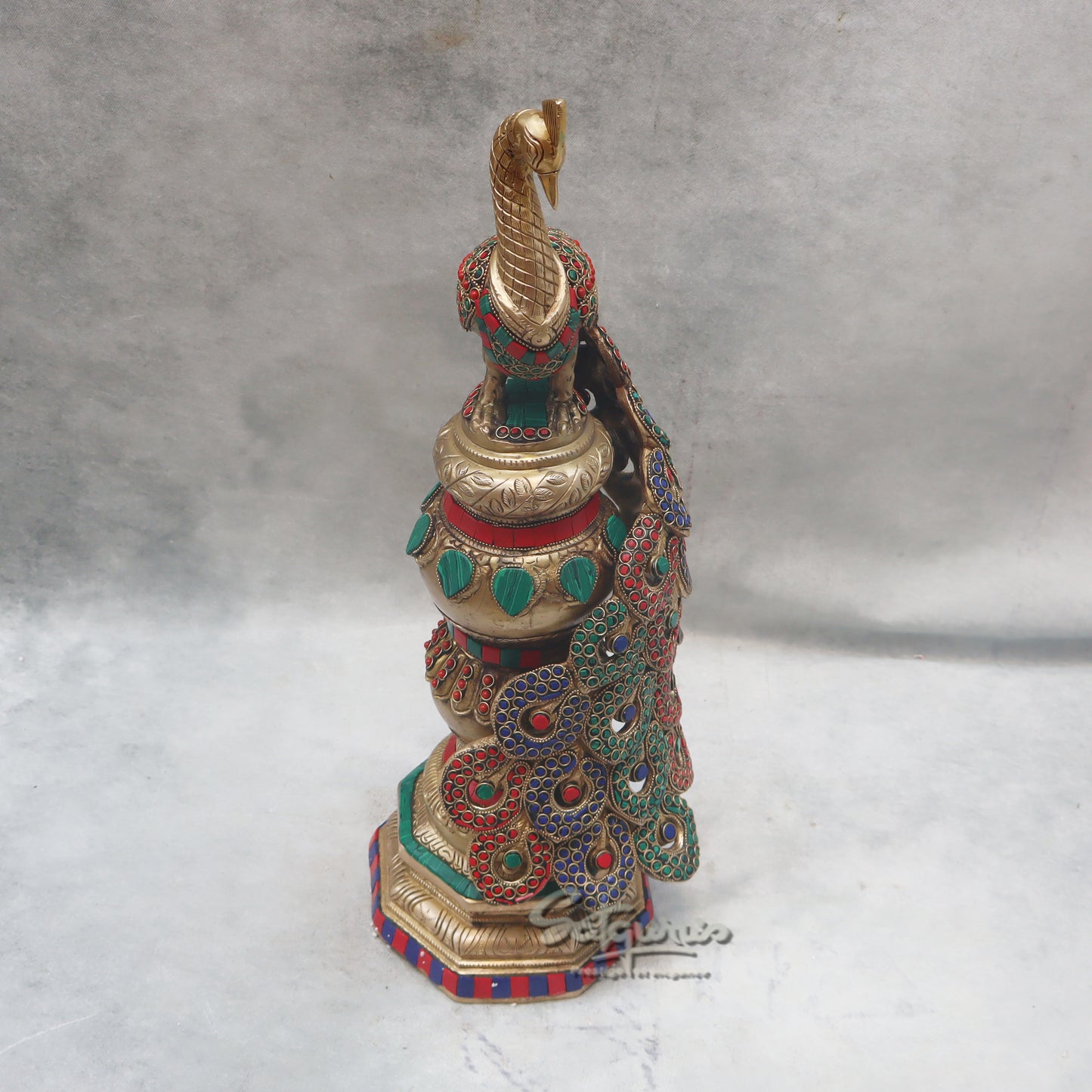 Peacock On Pillar by Satgurus