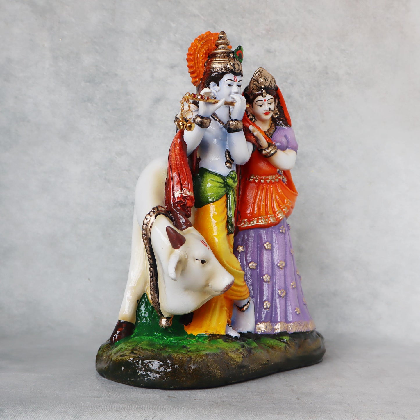 Radha Krishna Idol With Cow by Satgurus