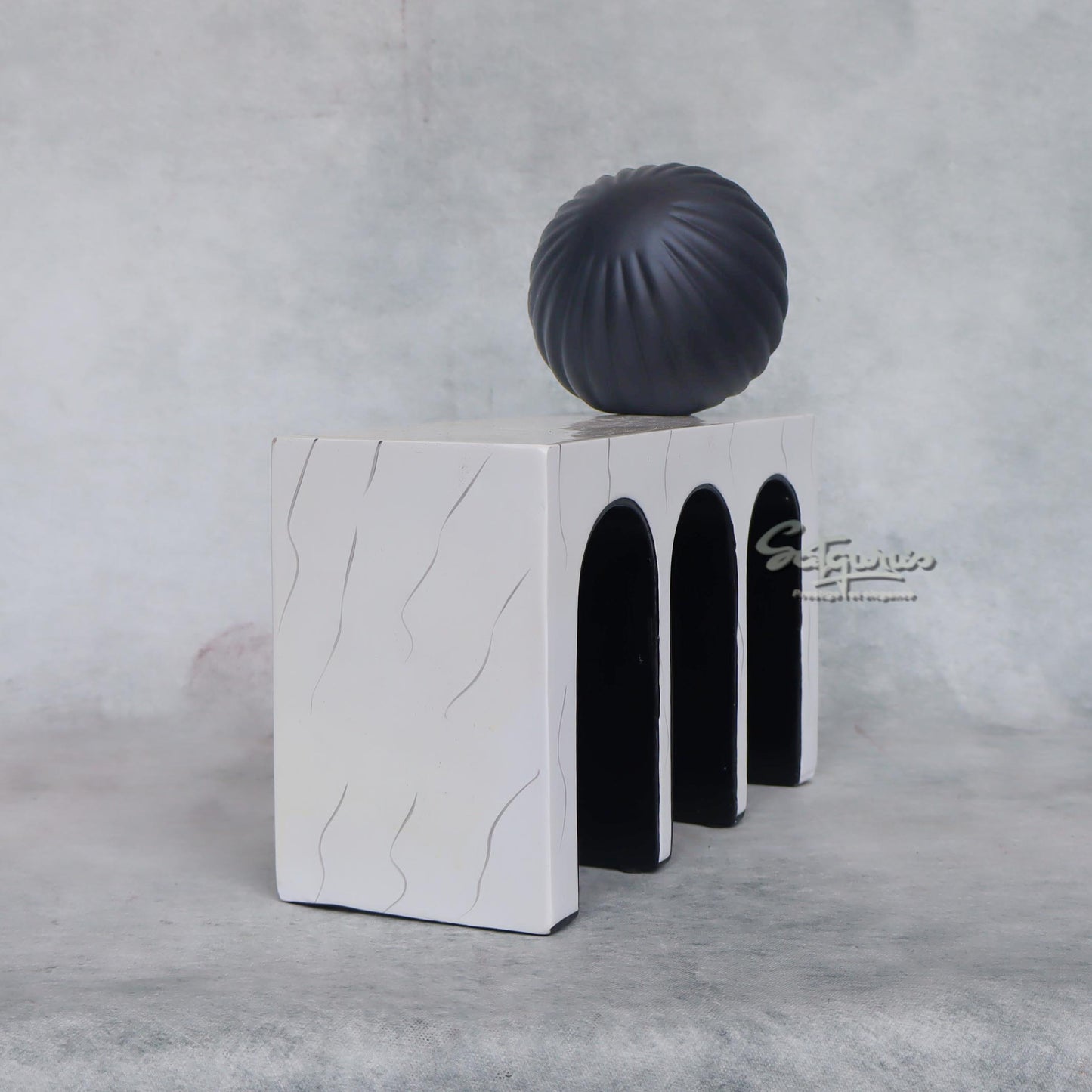 Arch Table Decor by Satgurus