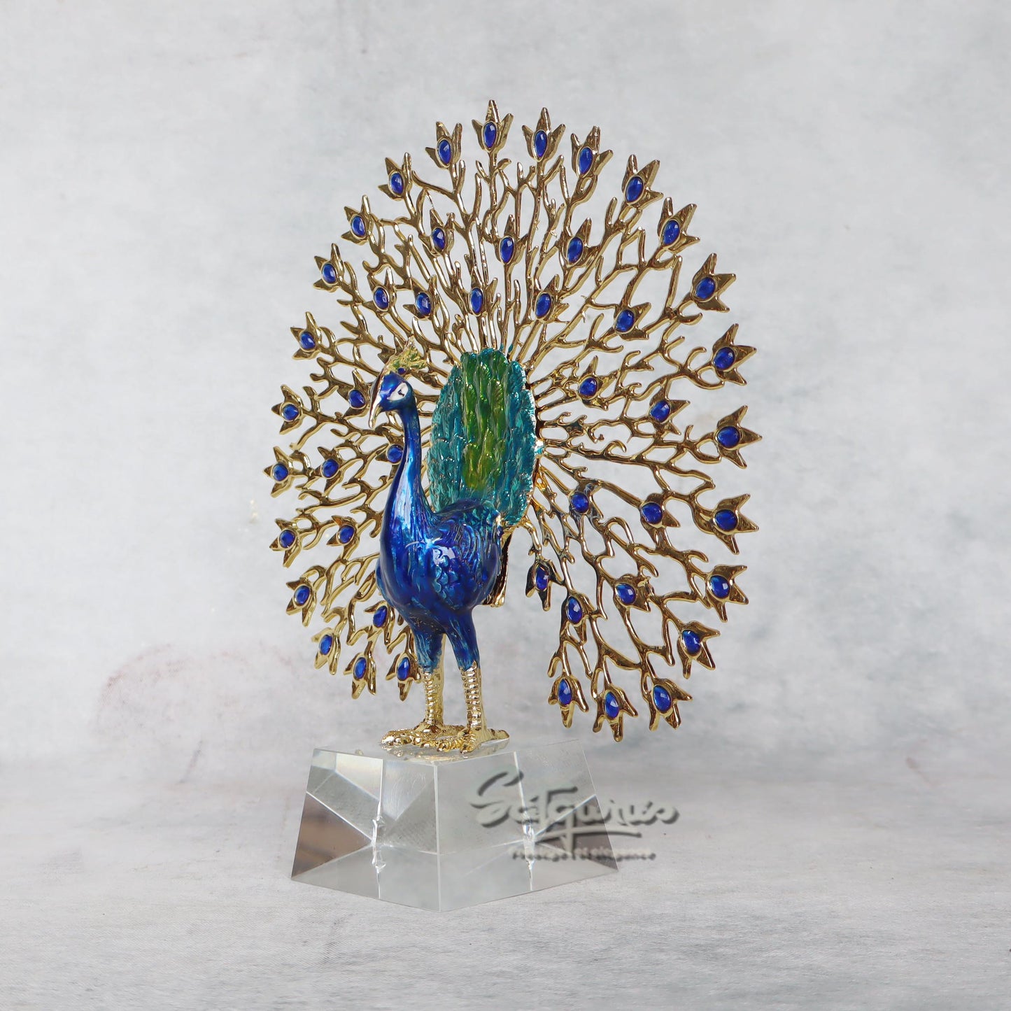 Peacock With Blue Crystal by Satgurus
