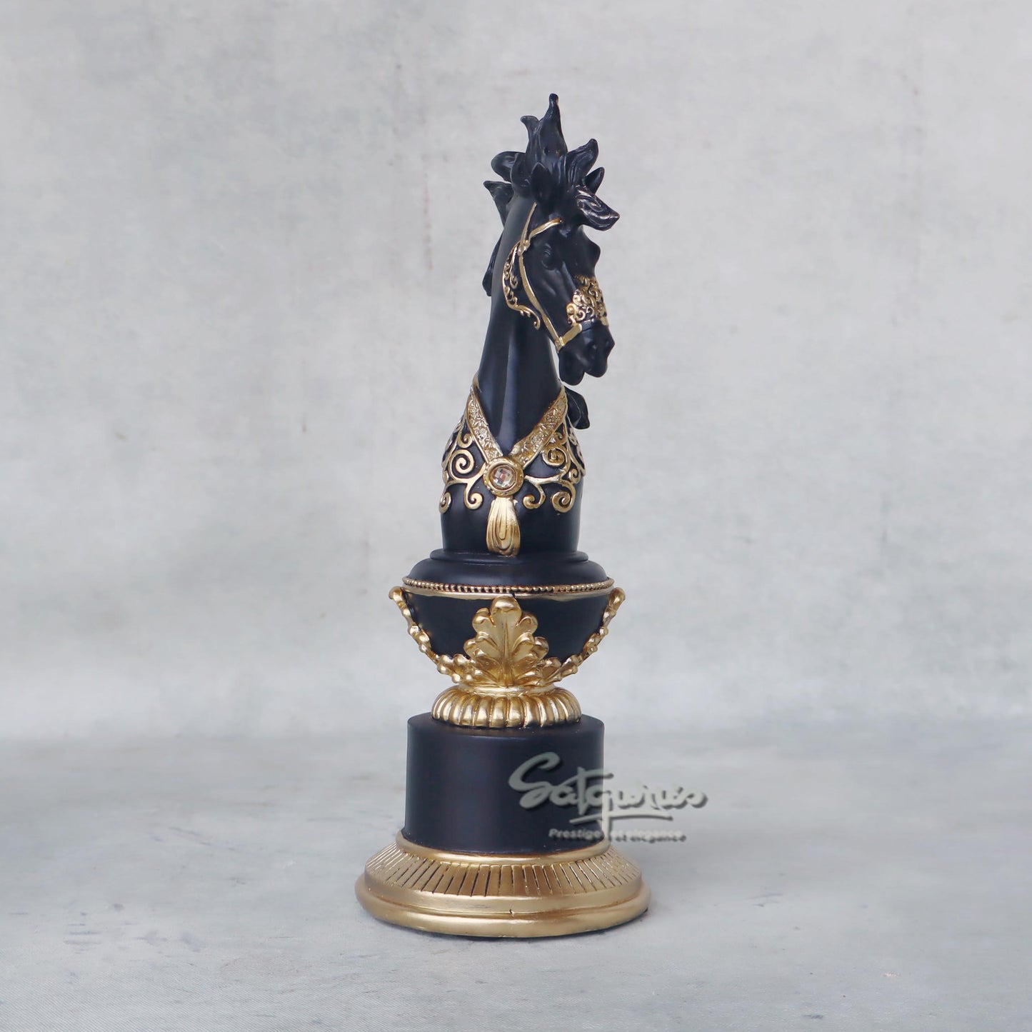 Knight Chess Table Top by Satgurus
