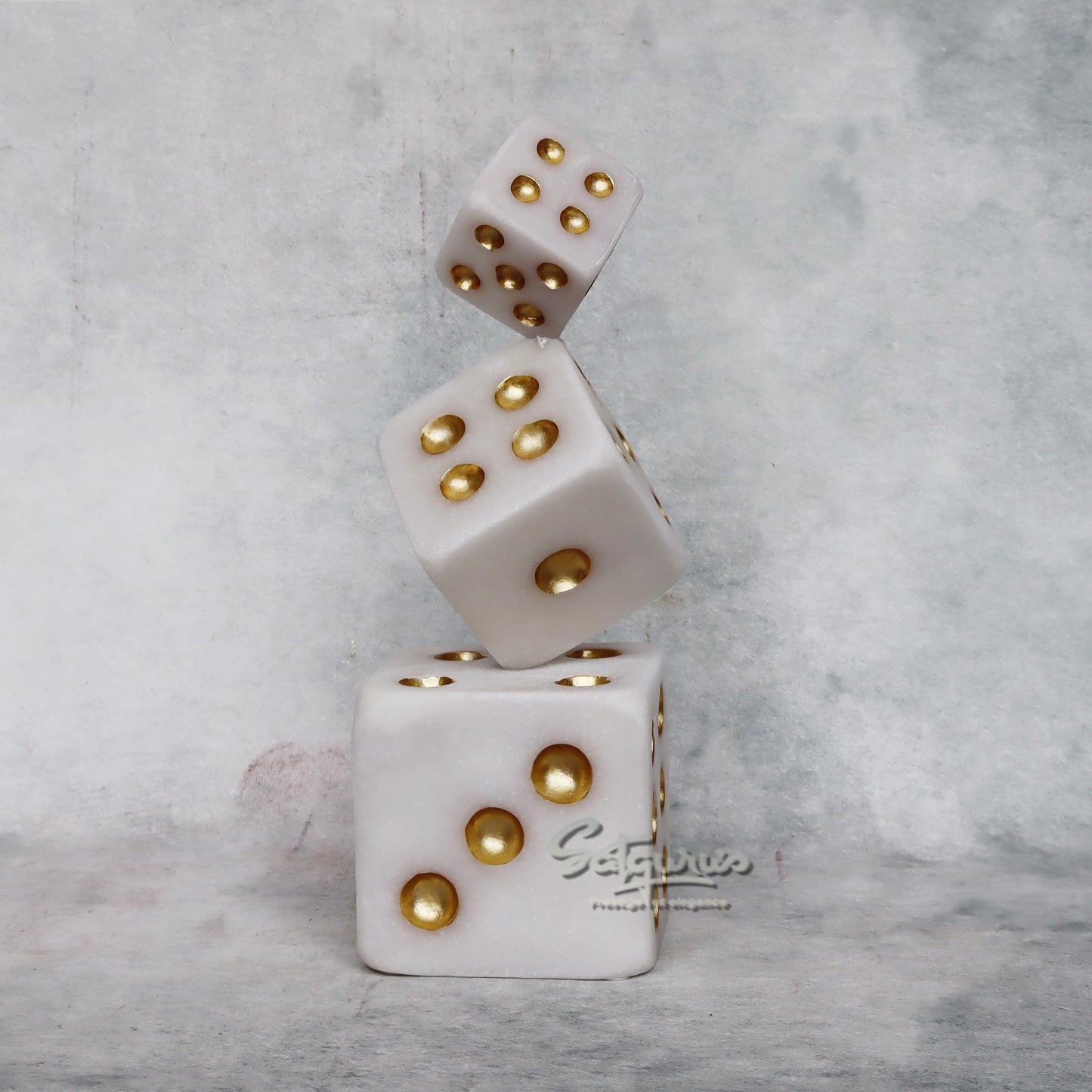 Dice Showpiece Set of 3 by Satgurus