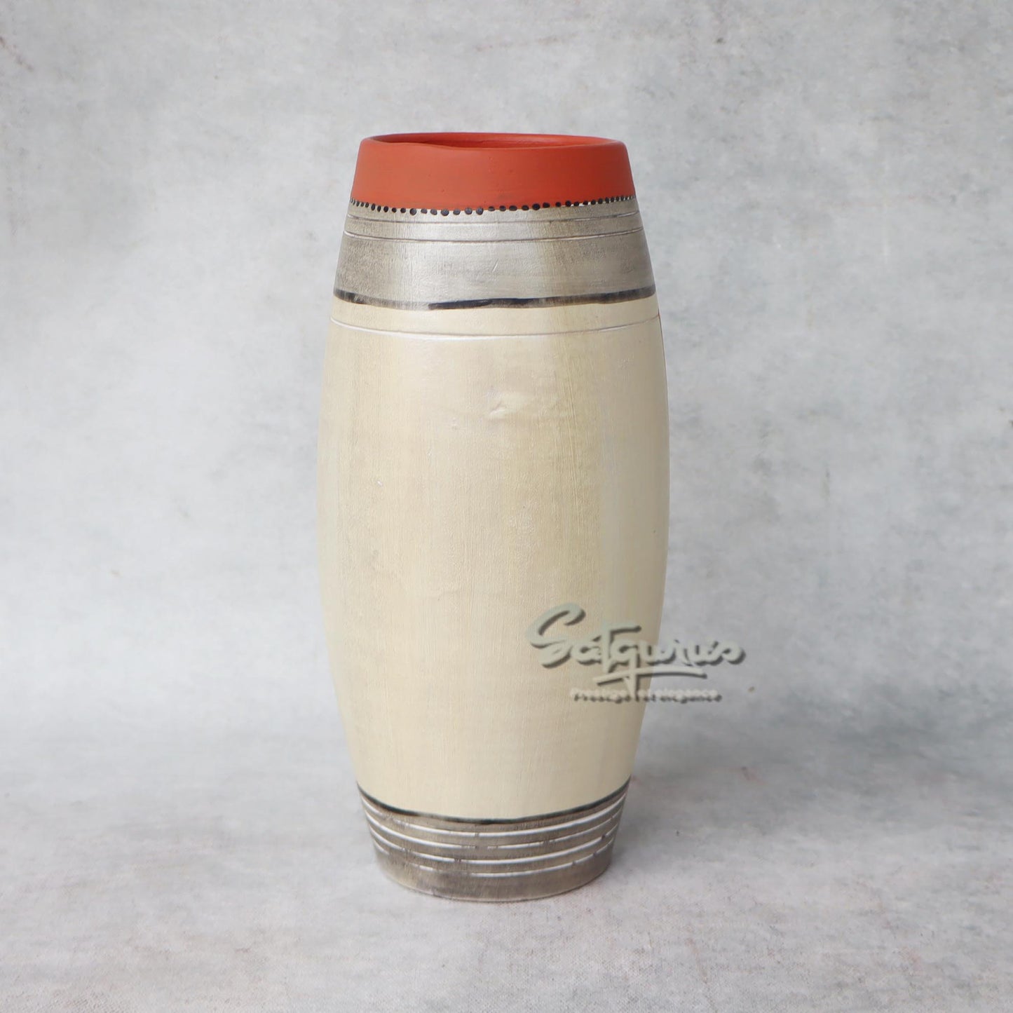 Artistic Face Motif Vase by Satgurus