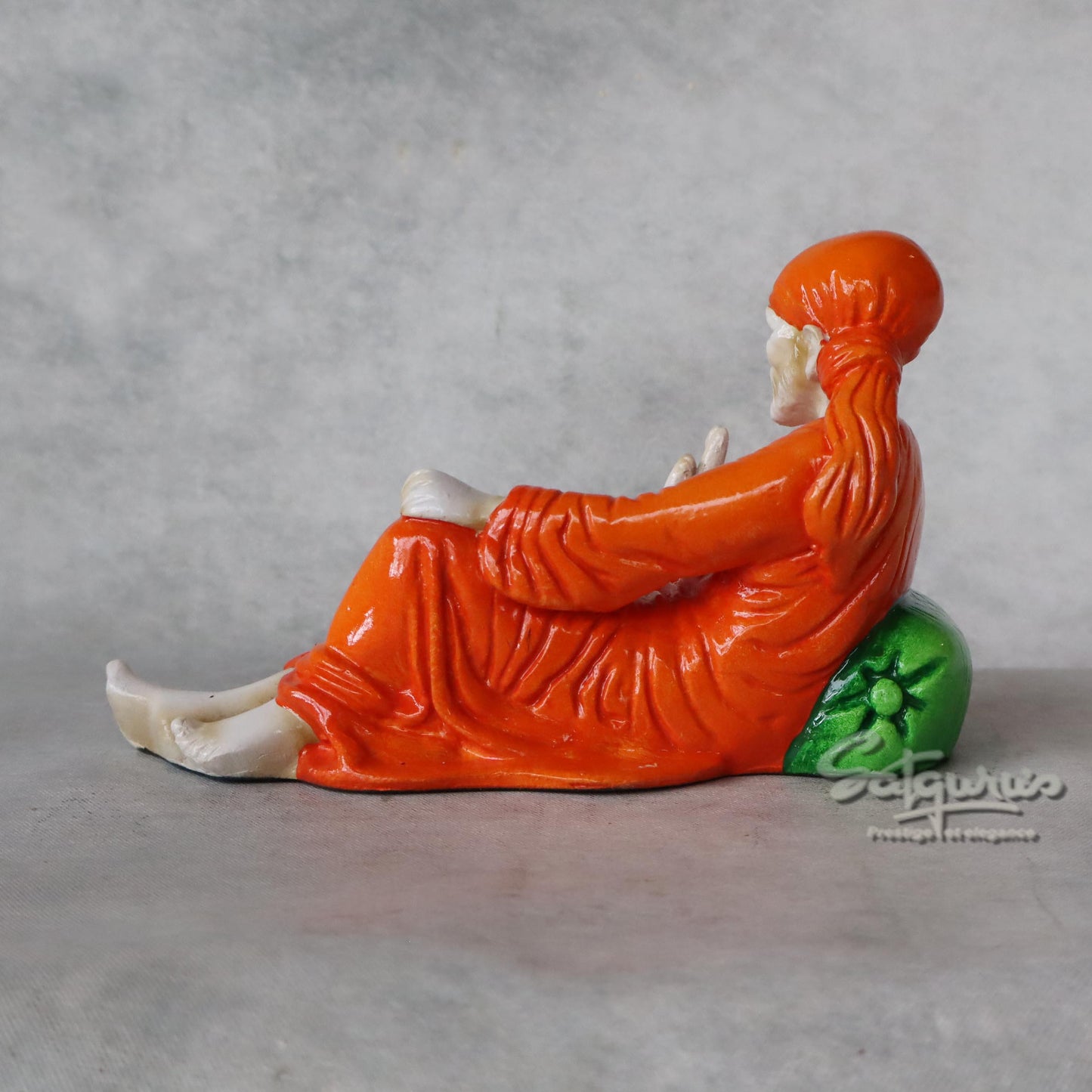 Blessing Sai Baba Idol by Satgurus