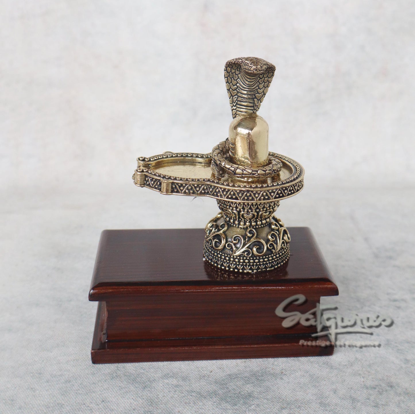 Shivling On Base by Satgurus