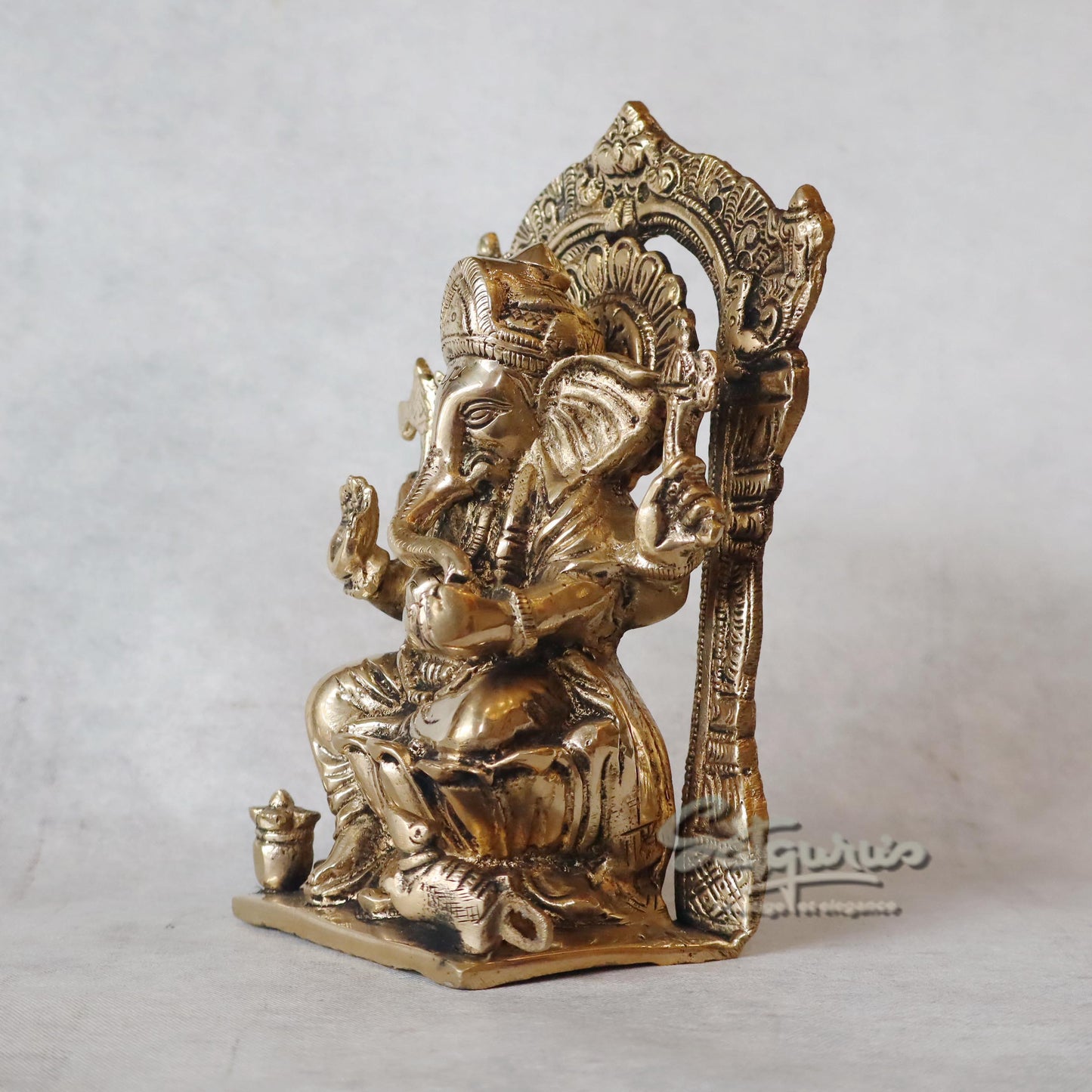 Lotus Base Ring Ganesh by Satgurus