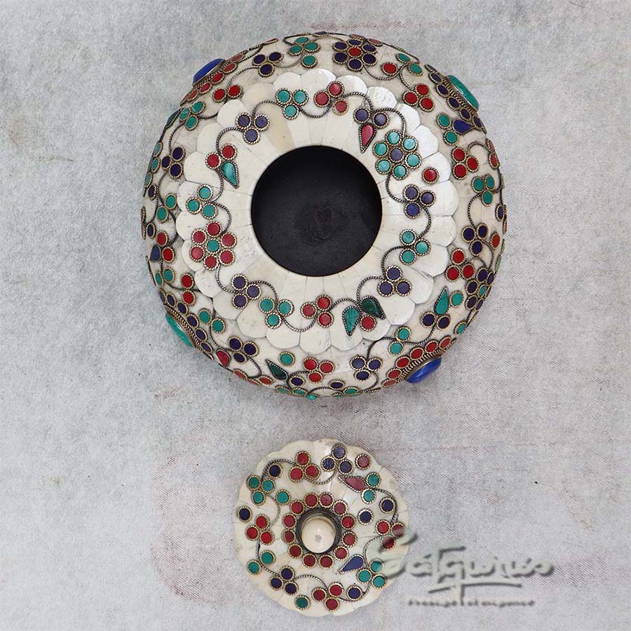 Wooden Stone Work Round Jewellery Box By Satgurus