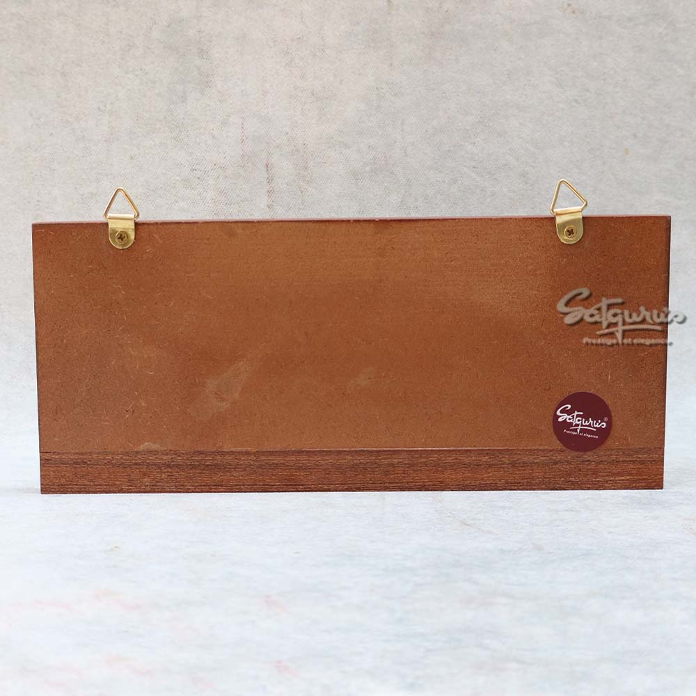Wooden 3 Tile Keyholder By Satgurus