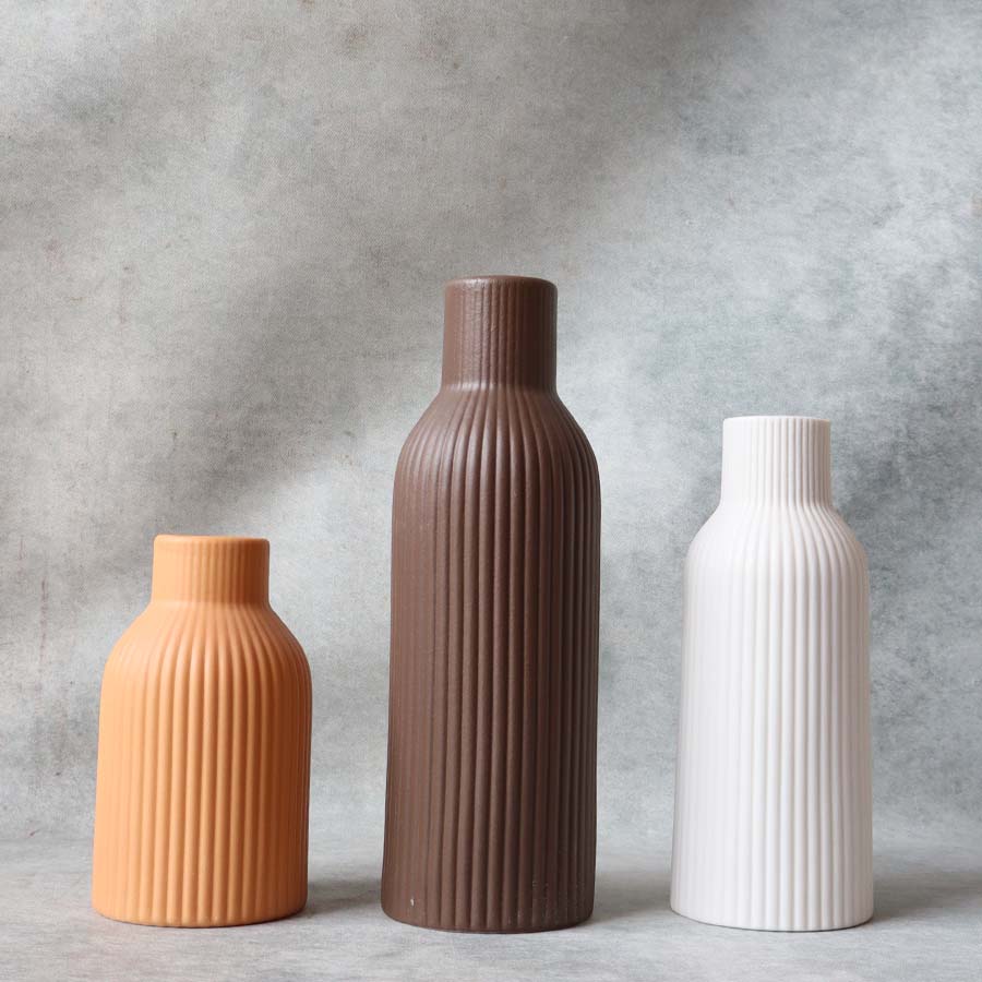 Ribbed 3-Piece Ceramic Vase Set By Satguru's