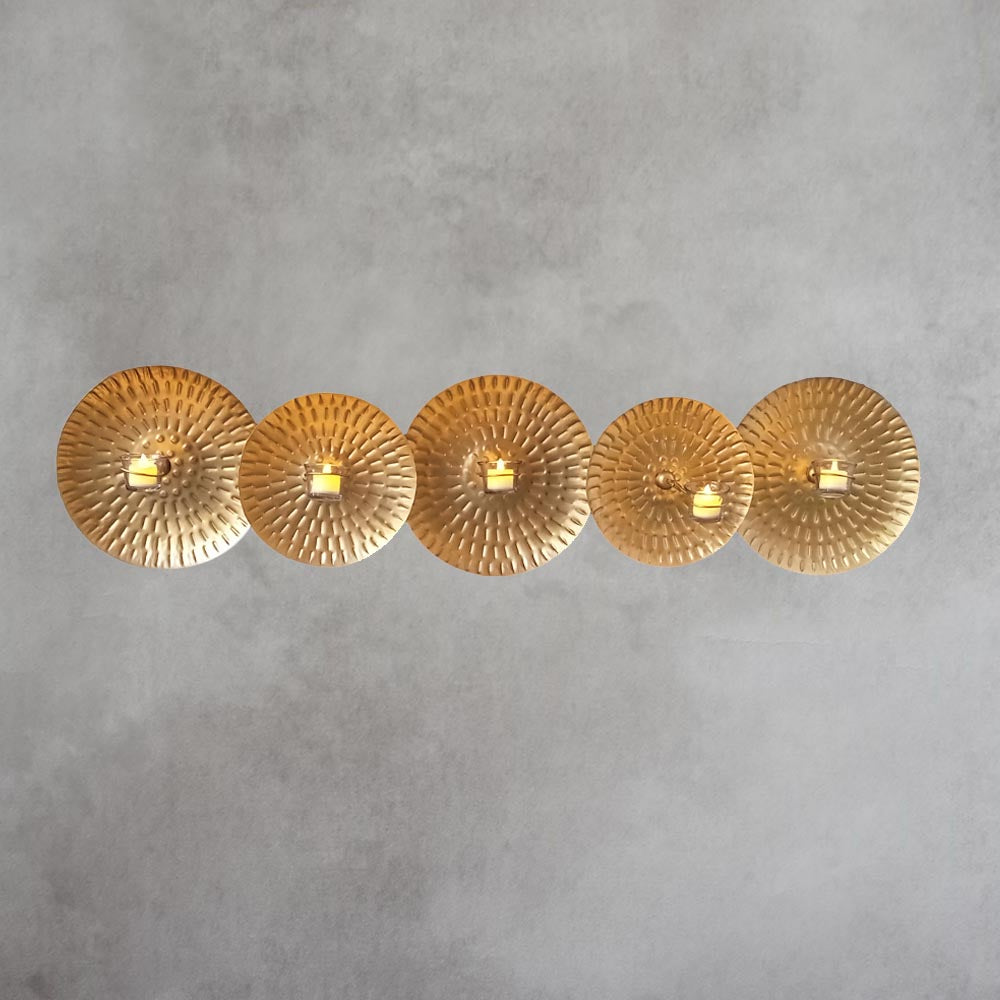 Dama Disc Wall Scone by Satgurus