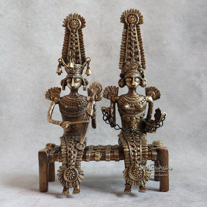 Jhitku Mitki Smaal On Cot By Satguru's