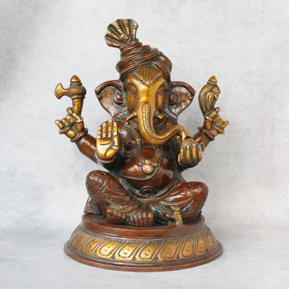 Sitting Ganesha on Base by Satgurus